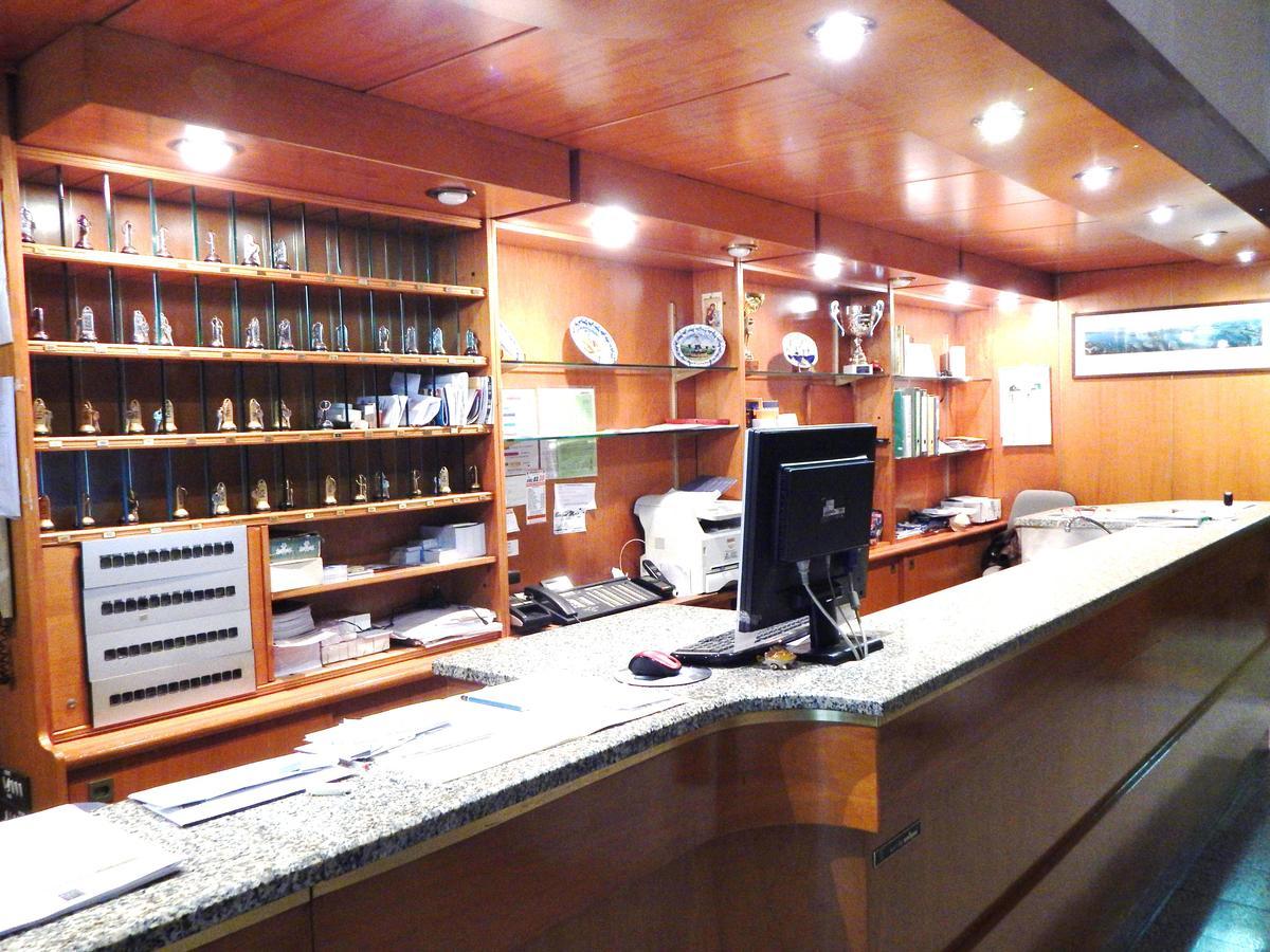 Residence Europa Unita Alassio Bagian luar foto